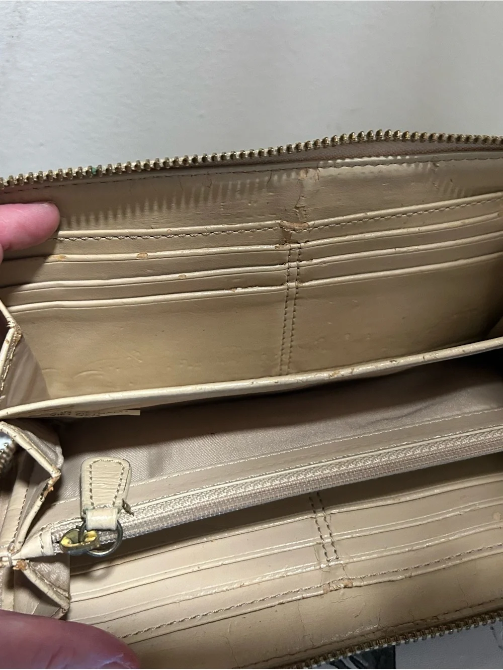 Vintage Coach Zip Wallet